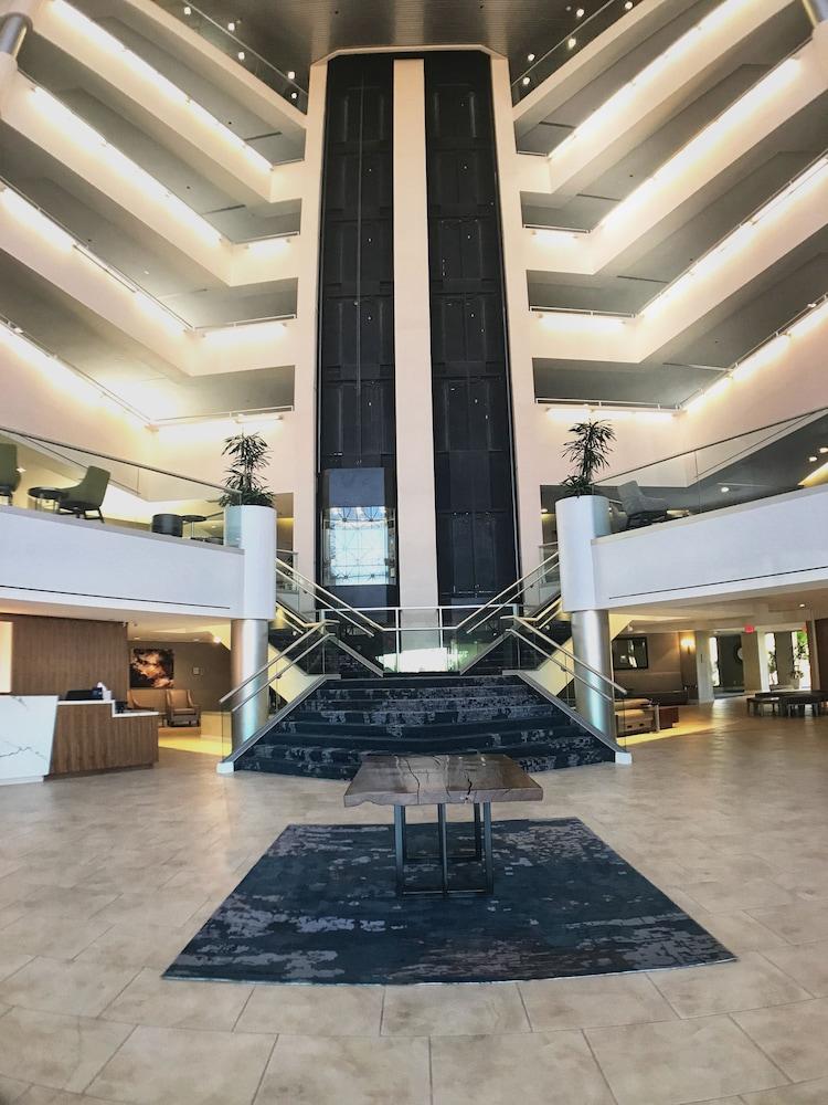Hilton Tucson East Hotel Exterior photo