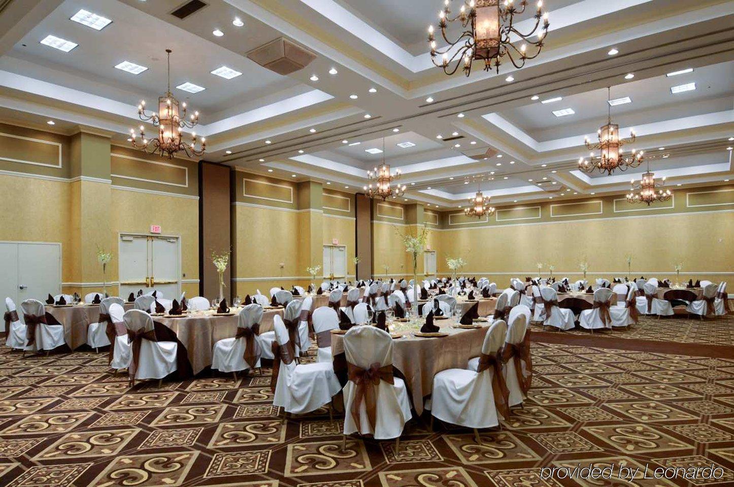 Hilton Tucson East Hotel Restaurant photo